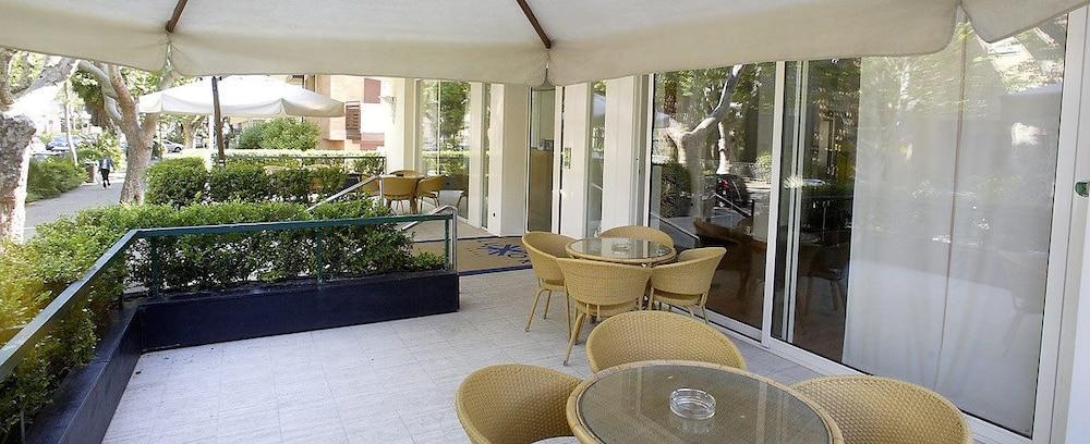 Luxor 4* Rimini